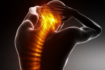 偏頭痛、事故後の長引く痛みや違和感、腰痛、肩こり、打撲